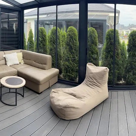 Kotedzas Kunigiskiuose Su Terasa