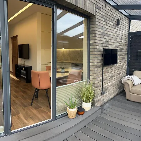 Apartament Kotedzas Kunigiskiuose Su Terasa