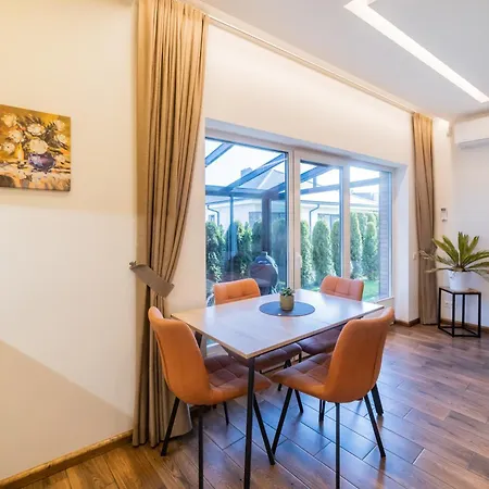 Kotedzas Kunigiskiuose Su Terasa Apartament *
