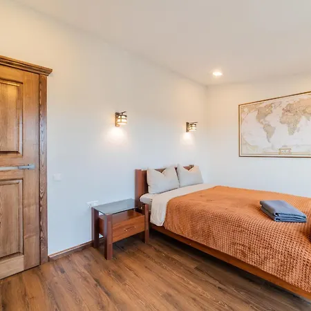 Kotedzas Kunigiskiuose Su Terasa * Palanga