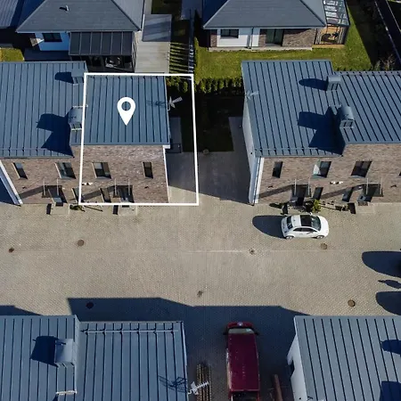 Kotedzas Kunigiskiuose Su Terasa