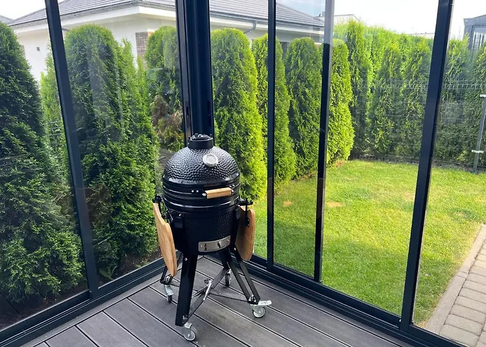 Kotedzas Kunigiskiuose Su Terasa * 팔랑가