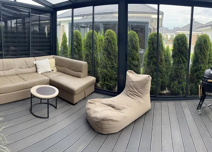 Kotedzas Kunigiskiuose Su Terasa