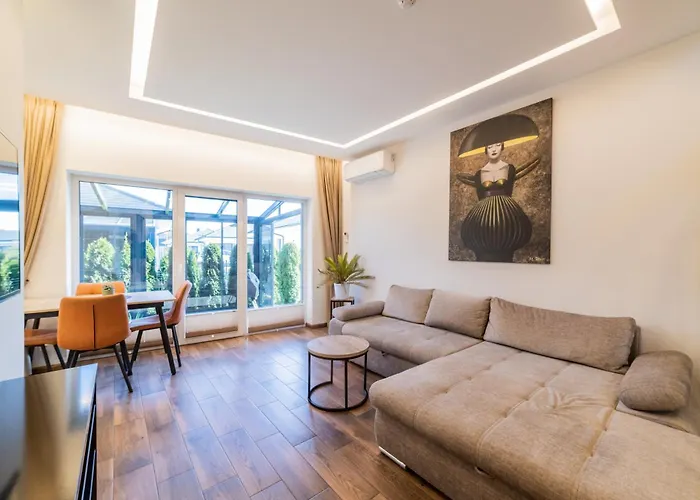 아파트 Kotedzas Kunigiskiuose Su Terasa