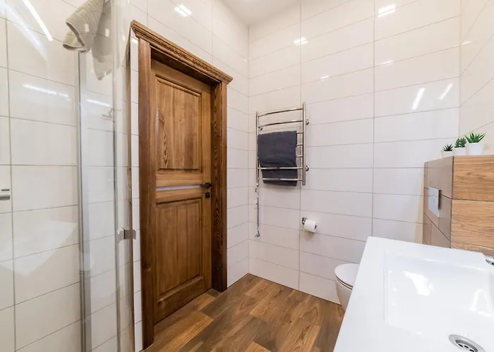 Kotedzas Kunigiskiuose Su Terasa Διαμέρισμα Παλάγκα