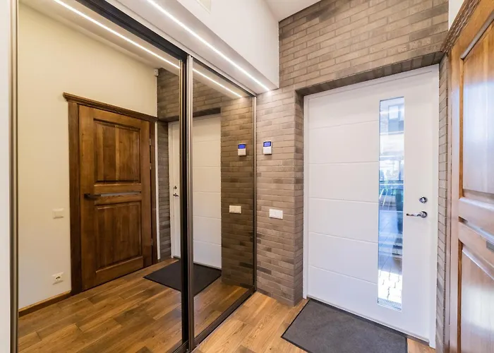 아파트 Kotedzas Kunigiskiuose Su Terasa 팔랑가