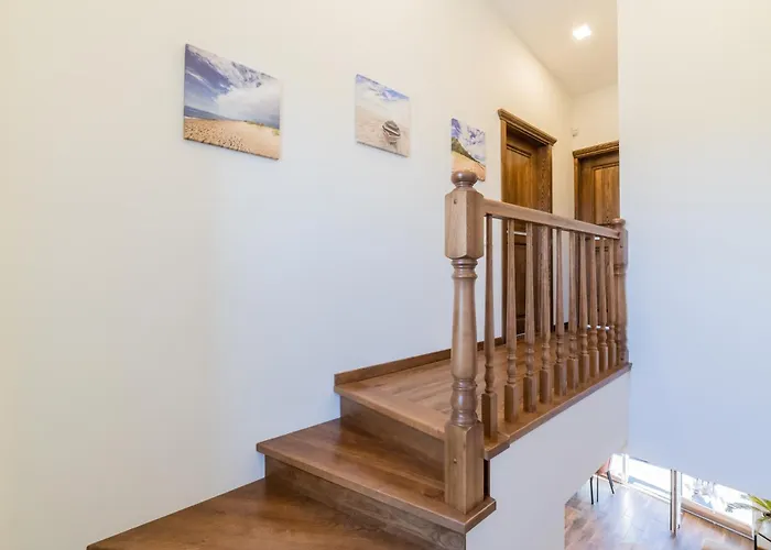 아파트 Kotedzas Kunigiskiuose Su Terasa