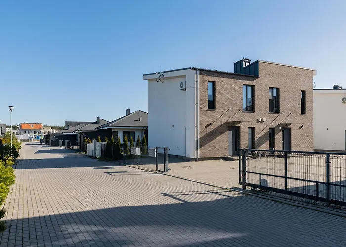 Kotedzas Kunigiskiuose Su Terasa 아파트 *