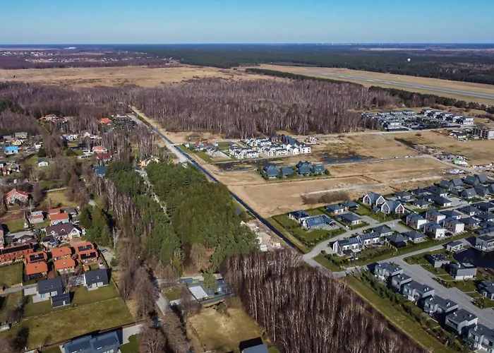 Kotedzas Kunigiskiuose Su Terasa Παλάγκα