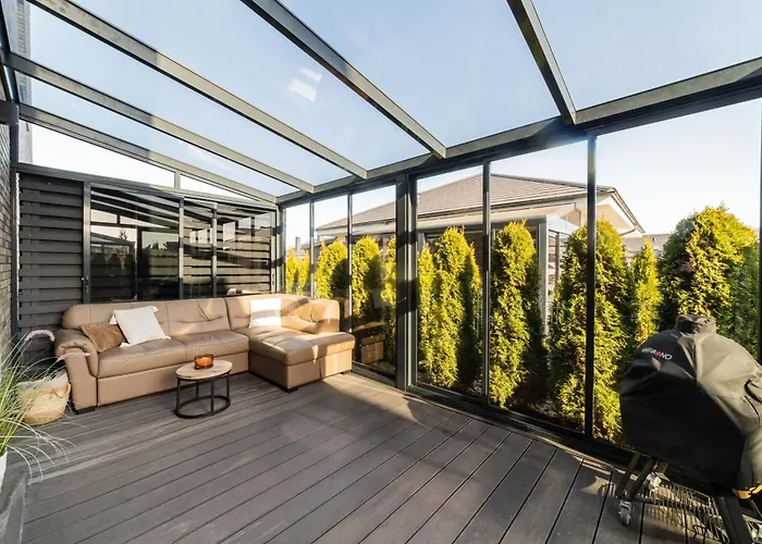 Kotedzas Kunigiskiuose Su Terasa 팔랑가